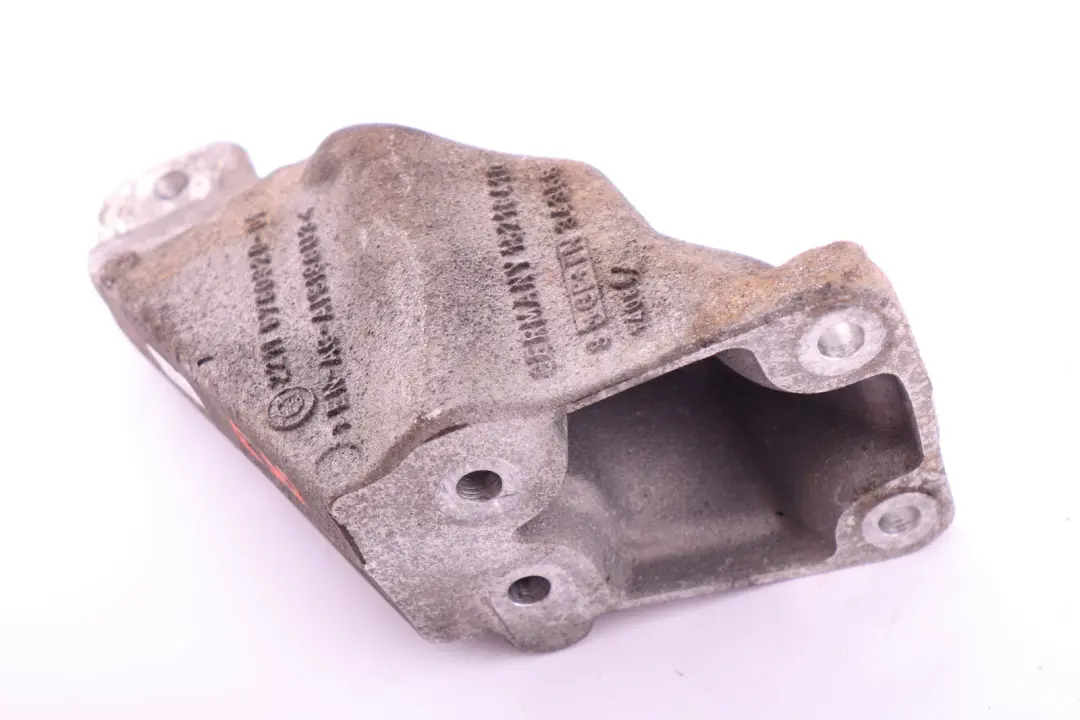 Soporte Motor Derecha para BMW E90 E91 E92 E93 LCI con número de pieza 6760320 BMW E90 E91 E92 E93 LCI Soporte Motor Derecha - SKU 6760320 - Número de pieza 6760320