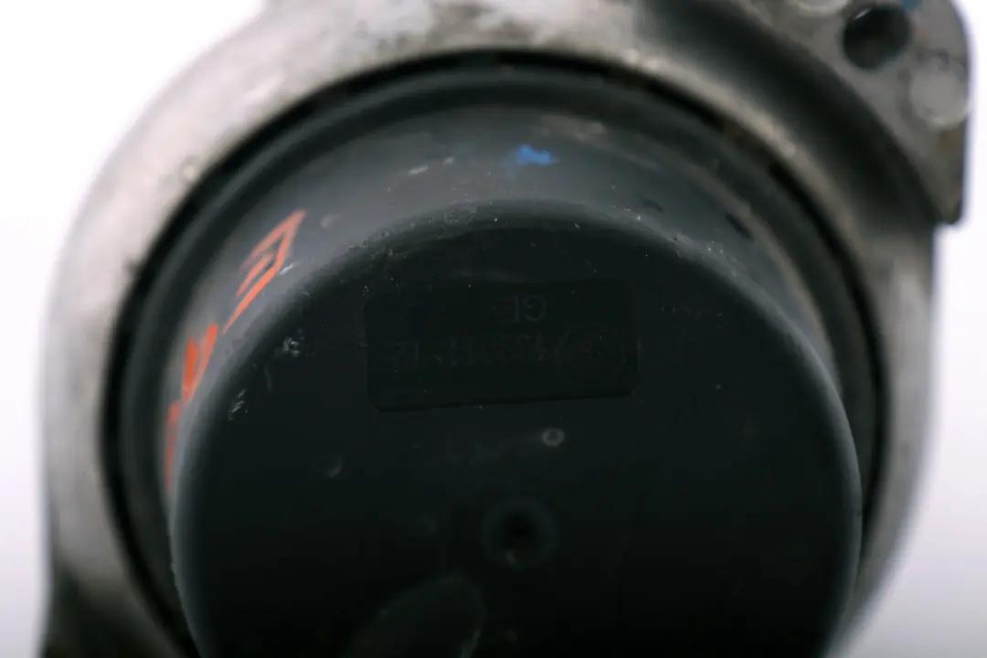 Mount Right O/S to BMW 3 Series E90 E91 E92 Engine with Part number 6760332 BMW 3 Series E90 E91 E92 Engine Mount Right O/S - SKU 6760332 - Part number 6760332