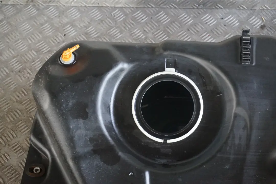 BMW 7 Series E65 E66 730d 740d 745d Bare Plastic Fuel Tank Diesel - SKU 6760647-1 - Part number 6760647
