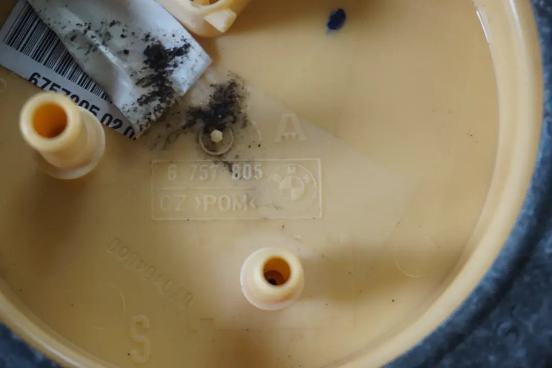 Reihe E65 E66 Kompletter Kraftstofftank Diesel für BMW 7 mit Teilenummer 6760647 BMW 7 Reihe E65 E66 Kompletter Kraftstofftank Diesel - SKU 6760647 - Teilenummer 6760647