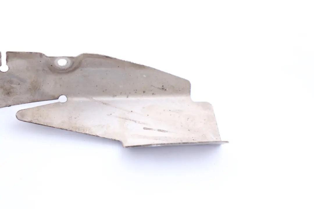 Tarcza osłony lewej osi do BMW E60 E61 M5 E63 M6 o numerze 6761011 BMW E60 E61 M5 E63 M6 Tarcza osłony lewej osi - SKU 6761011 - Numer Części 6761011