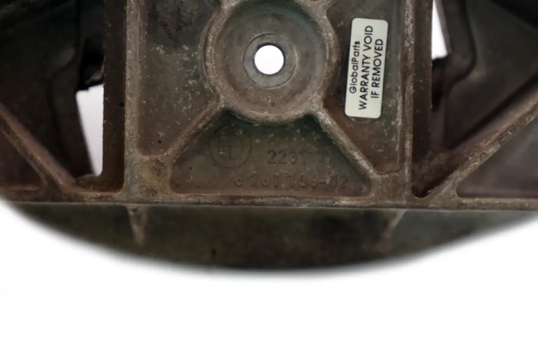 Wspornik łapa skrzyni diesel do BMW E60 E61 E63 LCI o numerze 6761106 BMW E60 E61 E63 LCI Wspornik łapa skrzyni diesel - SKU 6761106 - Numer Części 6761106