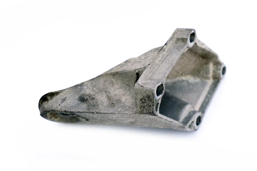 BMW E60 E61 E63 LCI N62 Engine Supporting Bracket Left N/S - SKU 6761113 - Part number 6761113
