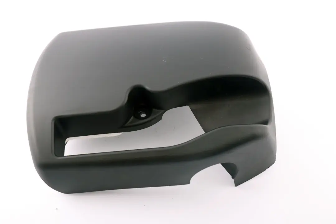 Coperchio del pannello rivestimento inferiore colonna dello sterzo per BMW E85 E86 con numero di parte 6761270 BMW E85 E86 Coperchio del pannello rivestimento inferiore colonna dello sterzo - SKU 6761270 - Numero di parte 6761270