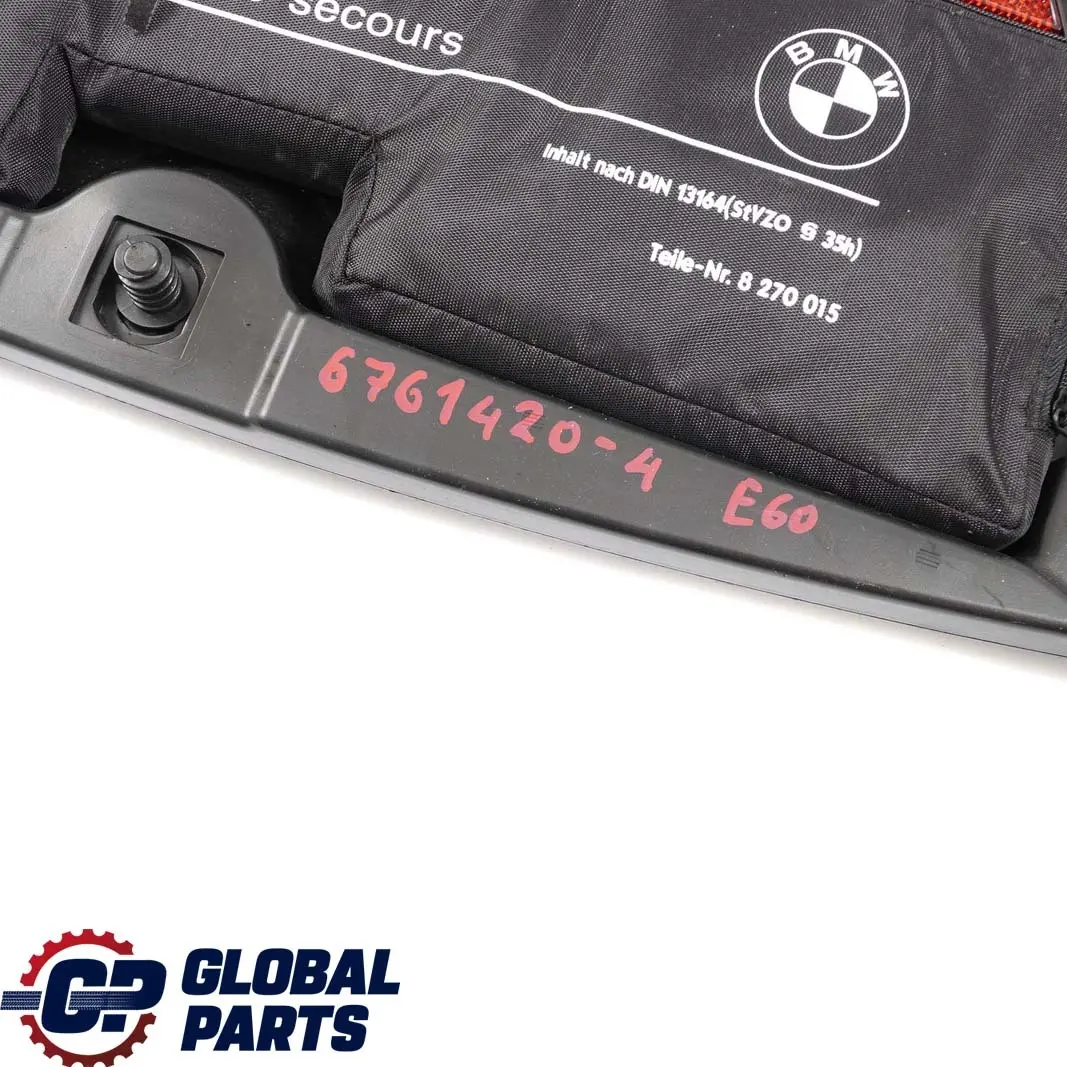 BMW E60 Embellecedor Caja Herramientas Portón Trasero Anilla Remolque - SKU 6761420-4 - Número de pieza 6761420