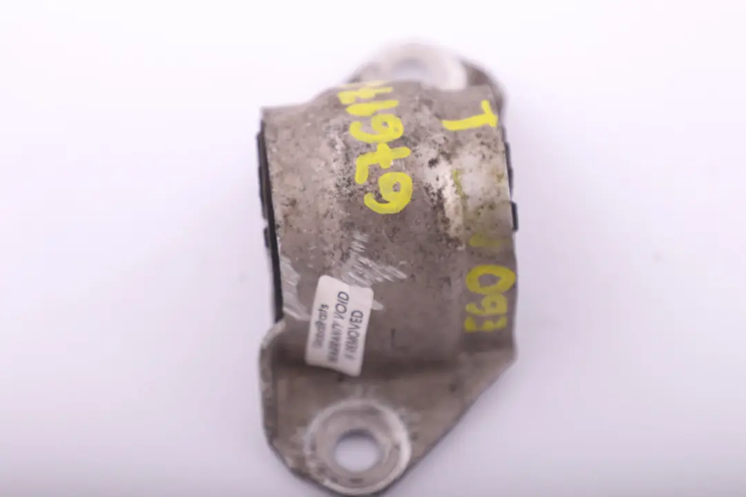 BMW 5 6 Series E60 M5 E63 M6 Bracket Left N/S Stabilizer Bar Rubber - SKU 6761729 - Part number 6761729