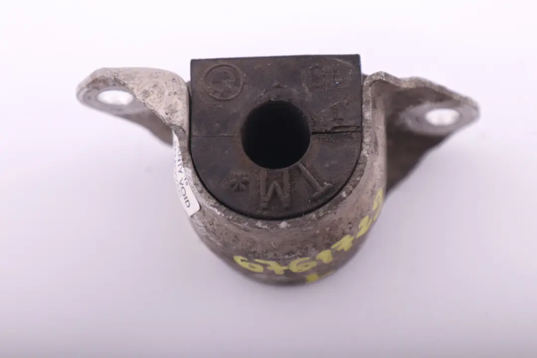 BMW 5 6 Series E60 M5 E63 M6 Bracket Left N/S Stabilizer Bar Rubber - SKU 6761729 - Part number 6761729