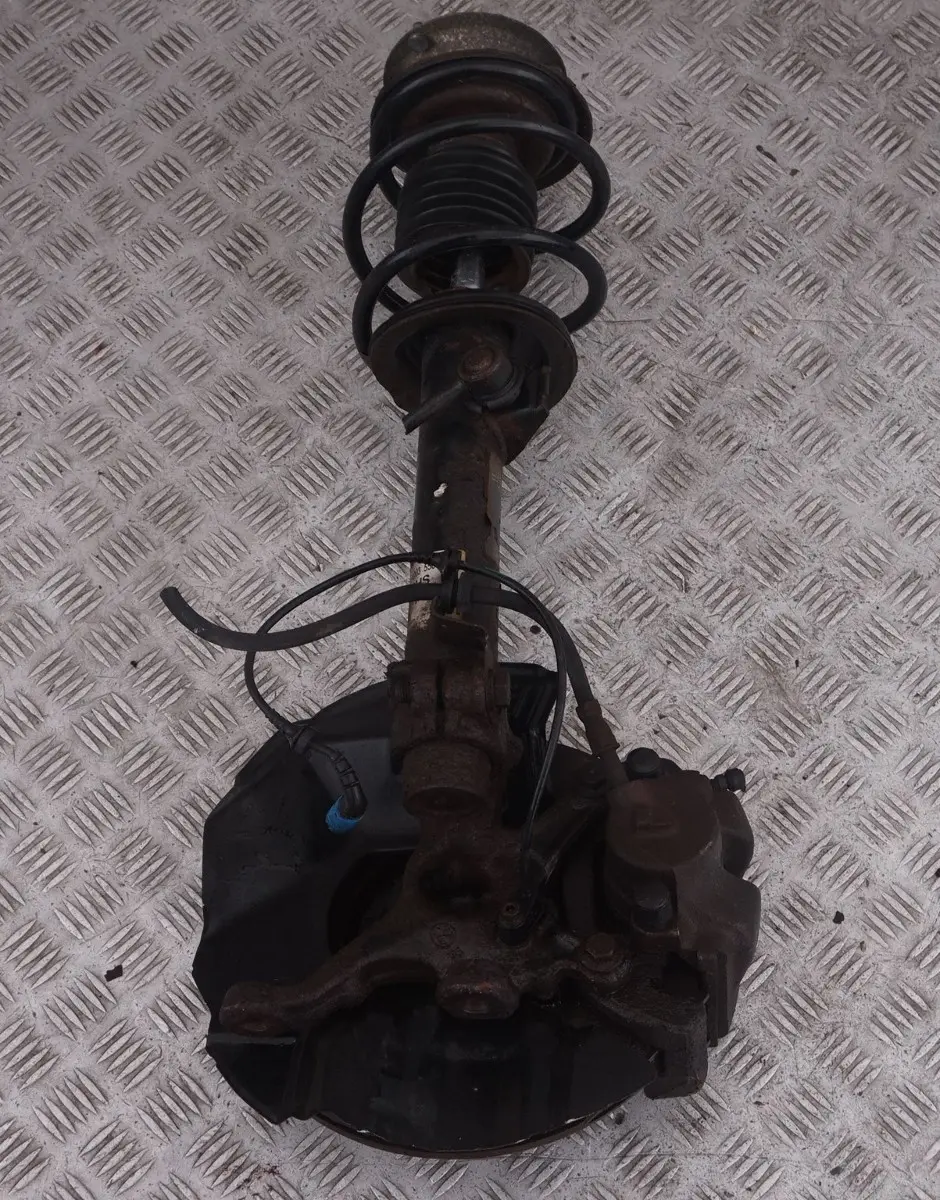 BMW Z4 E85 2.2i 170HP Zwrotnica amortyzator prawy - SKU 6761894 - Numer Części 6761894