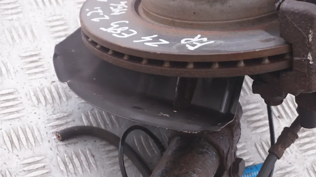 170HP Zwrotnica amortyzator prawy do BMW Z4 E85 2.2i o numerze 6761894 BMW Z4 E85 2.2i 170HP Zwrotnica amortyzator prawy - SKU 6761894 - Numer Części 6761894