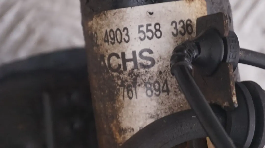 L'Arbre De Sortie Pivotement avant Droit pour BMW Z4 E85 2.2i Roadster à propos du numéro de pièce 6761894 BMW Z4 E85 2.2i Roadster L'Arbre De Sortie Pivotement avant Droit - SKU 6761894 - Numéro de pièce 6761894