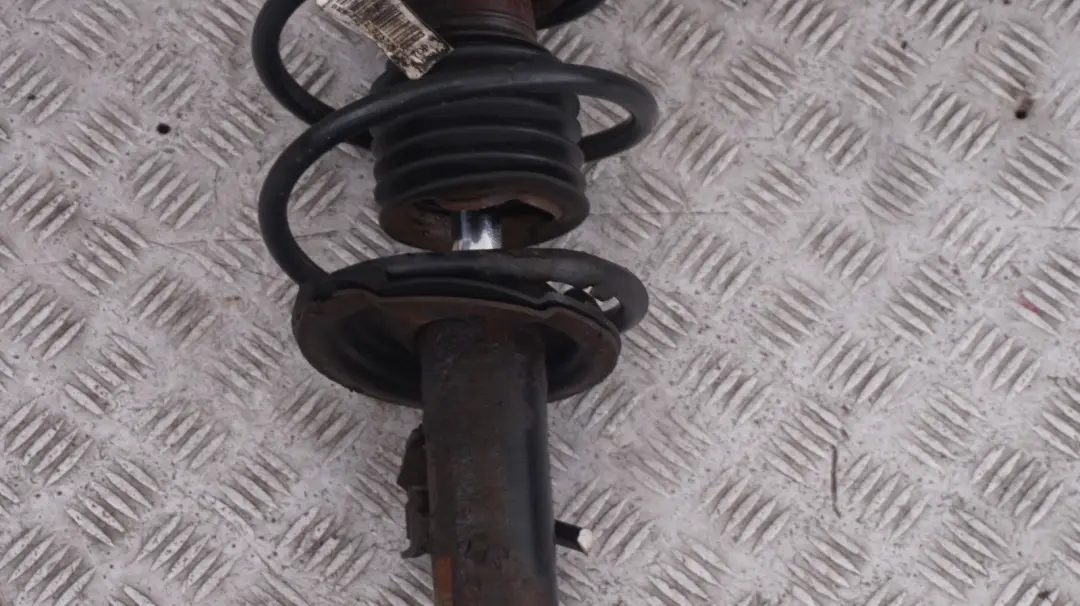 170HP Zwrotnica amortyzator prawy do BMW Z4 E85 2.2i o numerze 6761894 BMW Z4 E85 2.2i 170HP Zwrotnica amortyzator prawy - SKU 6761894 - Numer Części 6761894