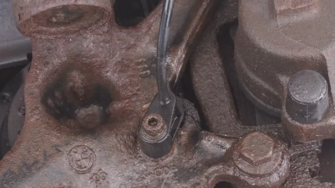 L'Arbre De Sortie Pivotement avant Droit pour BMW Z4 E85 2.2i Roadster à propos du numéro de pièce 6761894 BMW Z4 E85 2.2i Roadster L'Arbre De Sortie Pivotement avant Droit - SKU 6761894 - Numéro de pièce 6761894