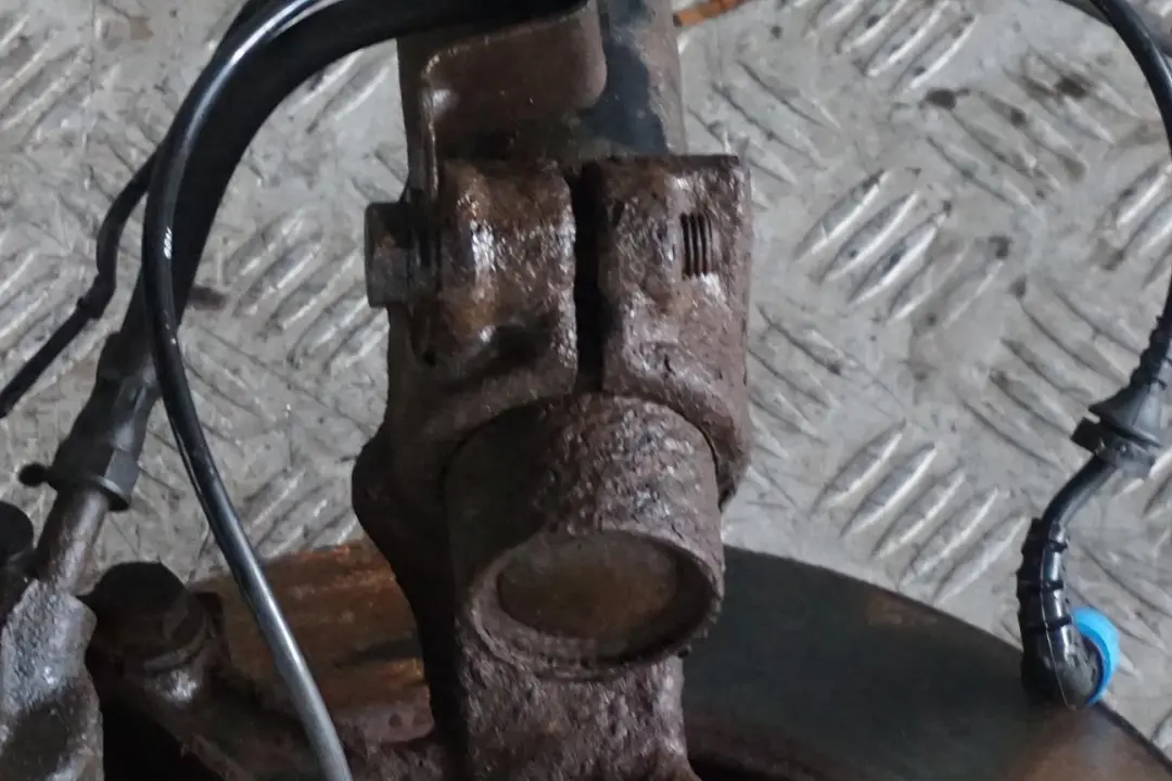 BMW Z4 E85 Roadster M Sport Kit Amortisseur Pivotement A L'Avant Gauche - SKU 6761895 - Numéro de pièce 6761893