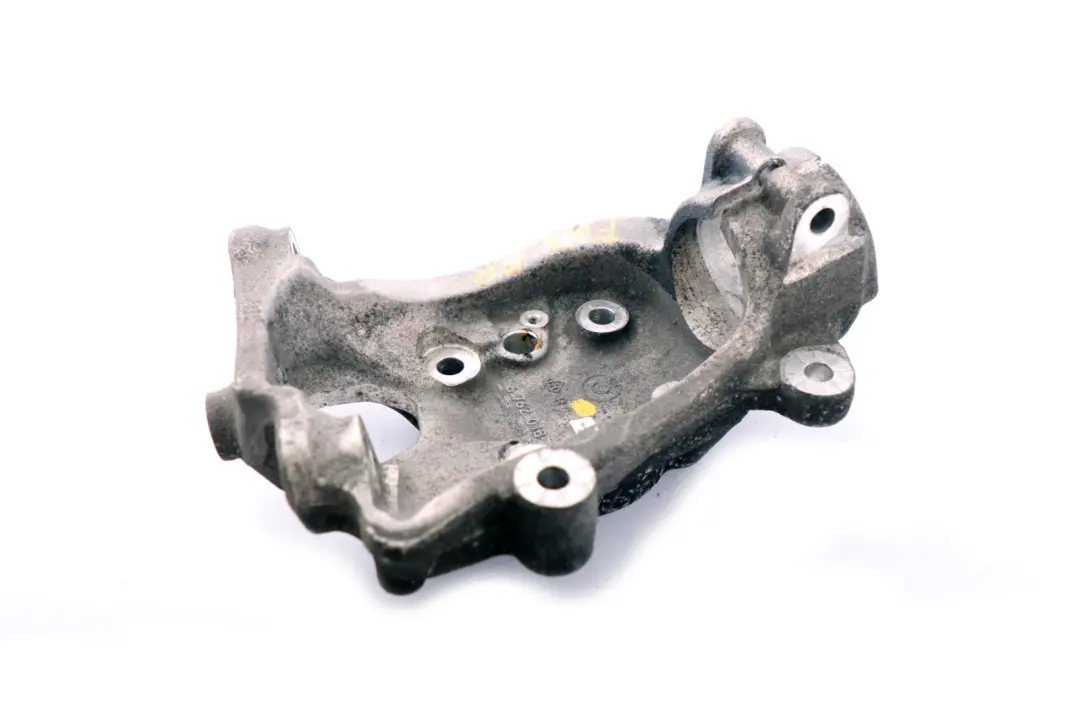 Soporte de eje delantero derecho Nudillo de dirección para BMW E63 E64 con número de pieza 6762018 BMW E63 E64 Soporte de eje delantero derecho Nudillo de dirección - SKU 6762018 - Número de pieza 6762018
