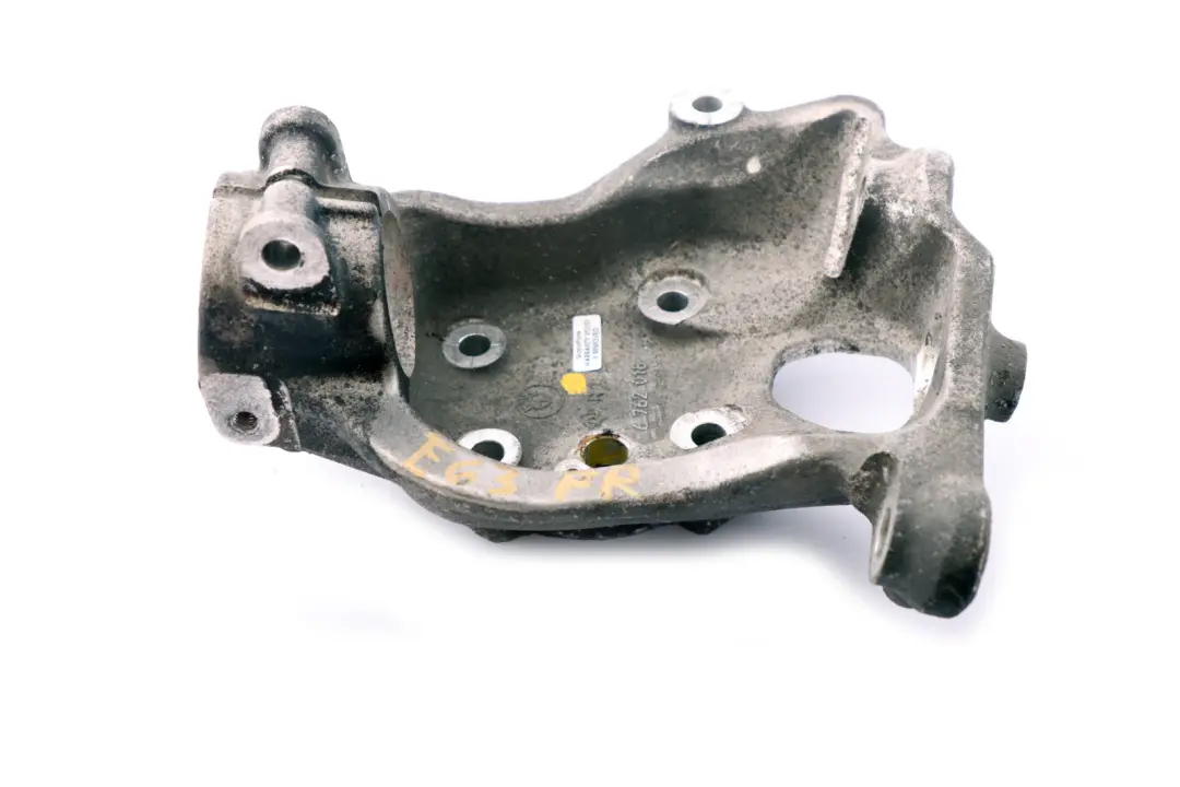 Soporte de eje delantero derecho Nudillo de dirección para BMW E63 E64 con número de pieza 6762018 BMW E63 E64 Soporte de eje delantero derecho Nudillo de dirección - SKU 6762018 - Número de pieza 6762018