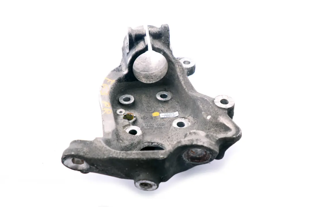 Soporte de eje delantero derecho Nudillo de dirección para BMW E63 E64 con número de pieza 6762018 BMW E63 E64 Soporte de eje delantero derecho Nudillo de dirección - SKU 6762018 - Número de pieza 6762018