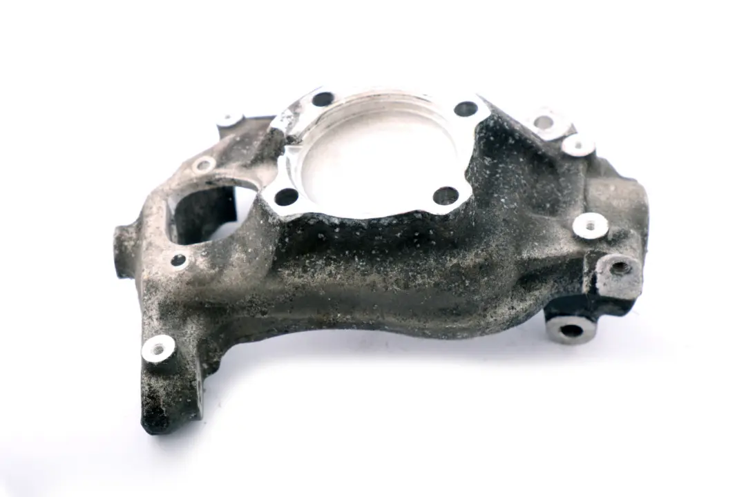 Soporte de eje delantero derecho Nudillo de dirección para BMW E63 E64 con número de pieza 6762018 BMW E63 E64 Soporte de eje delantero derecho Nudillo de dirección - SKU 6762018 - Número de pieza 6762018