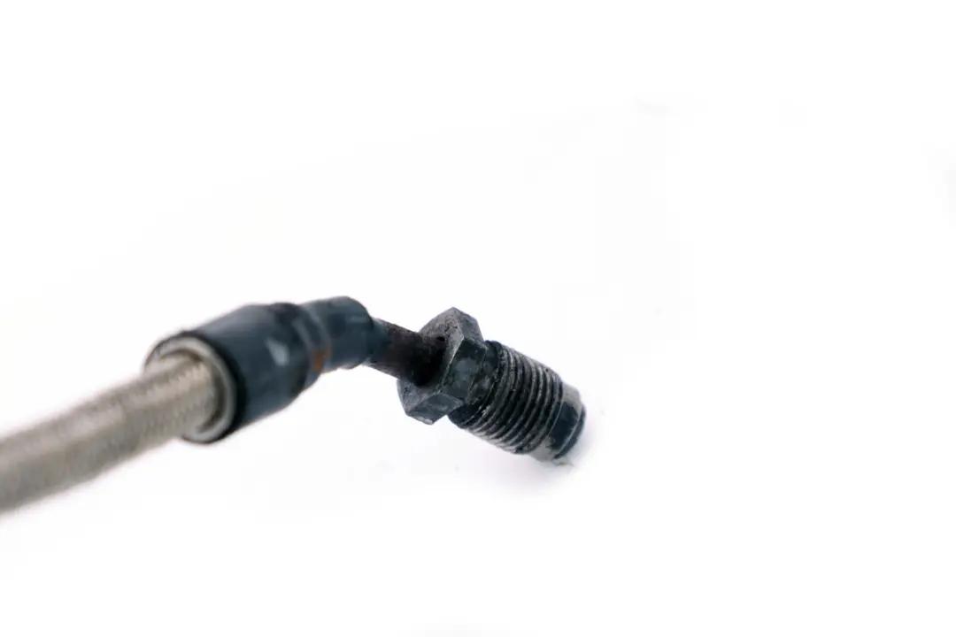 Valve Block Pressure Line Hose 6753040 to BMW 7 Series E65 E66 Dynamic Drive with Part number 6762035 BMW 7 Series E65 E66 Dynamic Drive Valve Block Pressure Line Hose 6753040 - SKU 6762035 - Part number 6762035