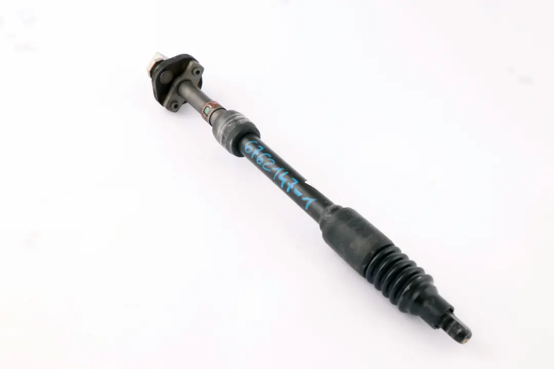 Arbre col.de direct.inf?r.av.joint doubl pour BMW X5 Serie E53 à propos du numéro de pièce 6762147 BMW X5 Serie E53 Arbre col.de direct.inf?r.av.joint doubl - SKU 6762147 - Numéro de pièce 6762147