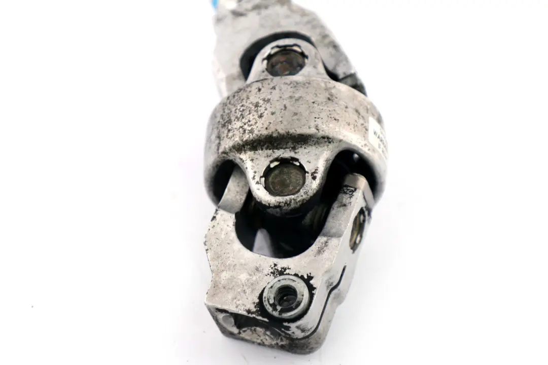 Lower Part Steering Column Shaft Spindle Bottom Double Joint to BMW X5 Series E53 with Part number 6762147 BMW X5 Series E53 Lower Part Steering Column Shaft Spindle Bottom Double Joint - SKU 6762147 - Part number 6762147