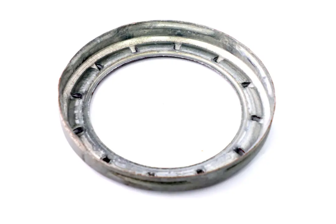 BMW 3 5 X3 X5 E39 E46 E53 E60 E60N E61 E61N E65 E66 R50 R52 Bouchon Vissable - SKU 6762417 - Numéro de pièce 6762417