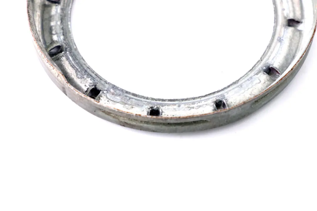 Schraubkappe für BMW 3 5 X3 X5 er E39 E46 E53 E60 E60N E61 E61N E65 E66 R50 R52 mit Teilenummer 6762417 BMW 3 5 X3 X5 er E39 E46 E53 E60 E60N E61 E61N E65 E66 R50 R52 Schraubkappe - SKU 6762417 - Teilenummer 6762417