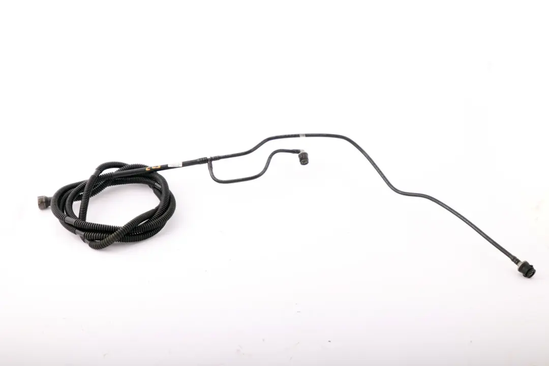 Breather Line Pipe to BMW 6 Series E63 E64 Fuel Tank with Part number 6762601 BMW 6 Series E63 E64 Fuel Tank Breather Line Pipe - SKU 6762601 - Part number 6762601