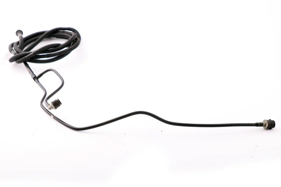 Breather Line Pipe to BMW 6 Series E63 E64 Fuel Tank with Part number 6762601 BMW 6 Series E63 E64 Fuel Tank Breather Line Pipe - SKU 6762601 - Part number 6762601