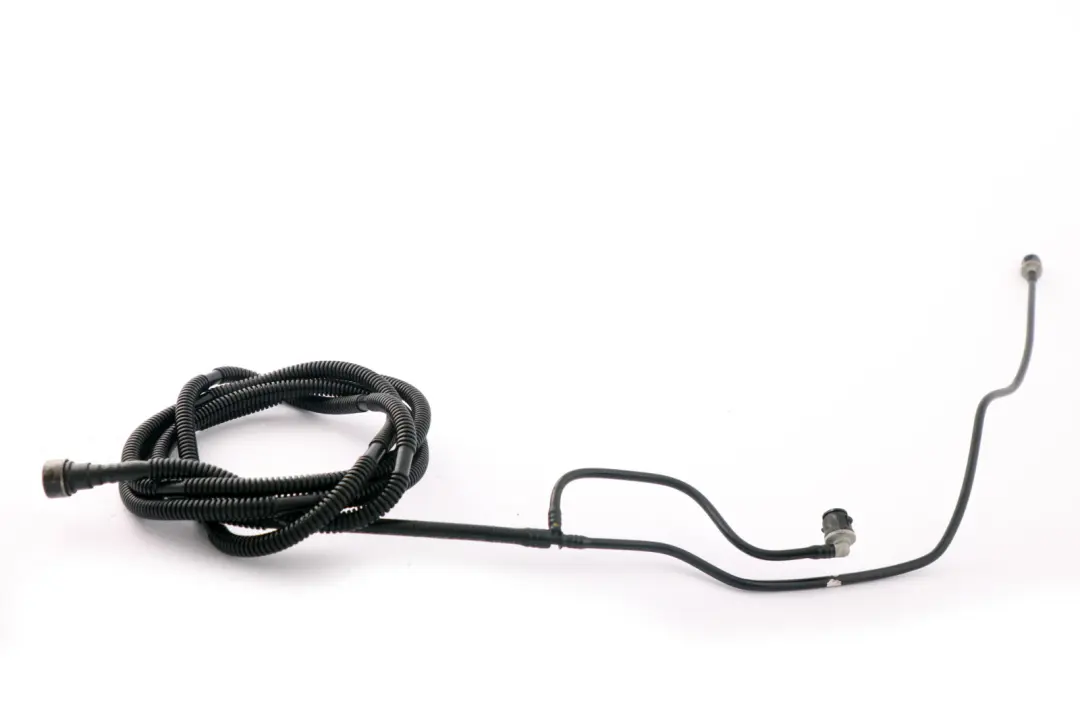 Breather Line Pipe to BMW 6 Series E63 E64 Fuel Tank with Part number 6762601 BMW 6 Series E63 E64 Fuel Tank Breather Line Pipe - SKU 6762601 - Part number 6762601