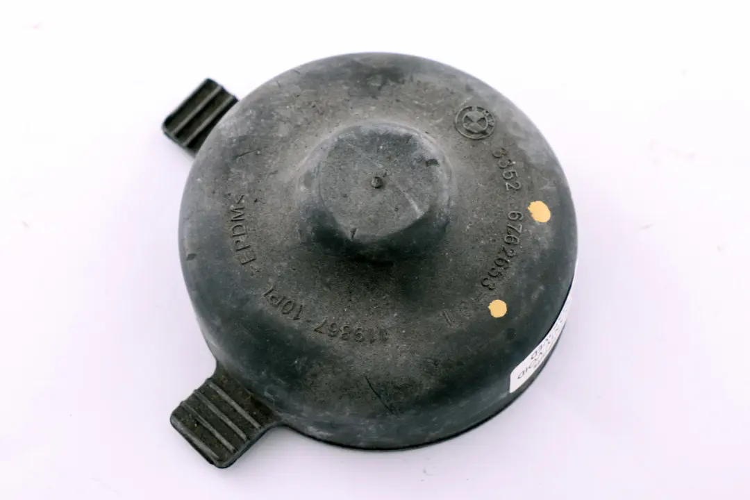 Osłona Gumowa Mocowania Amortyzatora Tył do BMW E64 o numerze 6762653 BMW E64 Osłona Gumowa Mocowania Amortyzatora Tył - SKU 6762653 - Numer Części 6762653