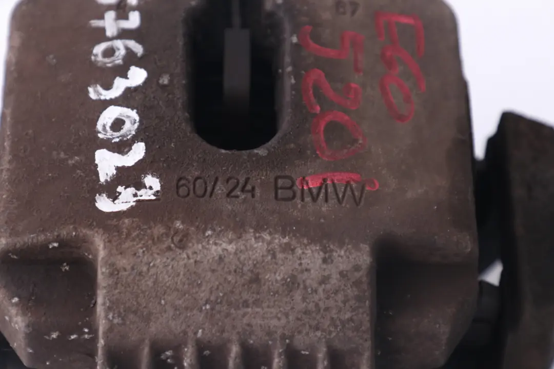 Boitier D?etrier de Frein A Gauche pour BMW E60 E61 à propos du numéro de pièce 6763023 BMW E60 E61 Boitier D?etrier de Frein A Gauche - SKU 6763023 - Numéro de pièce 6763023