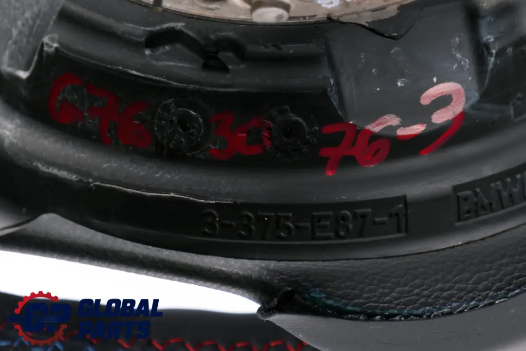 NUOVO Volante in pelle/alcantara M-Sport Look per BMW E81 E87 E88 con numero di parte 6763076 BMW E81 E87 E88 NUOVO Volante in pelle/alcantara M-Sport Look - SKU 6763076-3 - Numero di parte 6763076