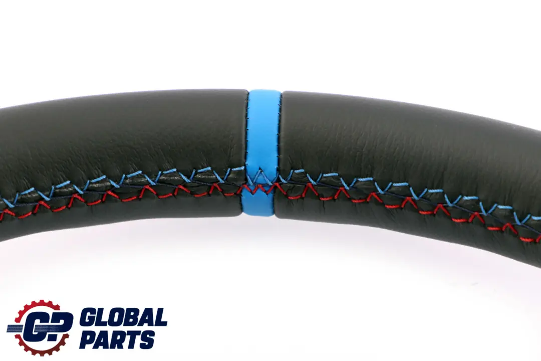 NUOVO Volante in pelle/alcantara M-Sport Look per BMW E81 E87 E88 con numero di parte 6763076 BMW E81 E87 E88 NUOVO Volante in pelle/alcantara M-Sport Look - SKU 6763076-3 - Numero di parte 6763076