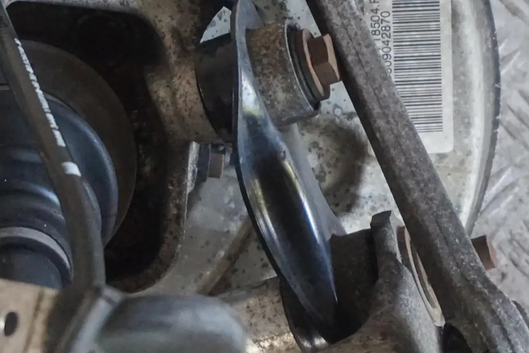 N62 Trasera Izquierda Suspension Cubo Pierna Pinza Freno de Disco para BMW E65 735i con número de pieza 6763119 BMW E65 735i N62 Trasera Izquierda Suspension Cubo Pierna Pinza Freno de Disco - SKU 6763119-5 - Número de pieza 6763119