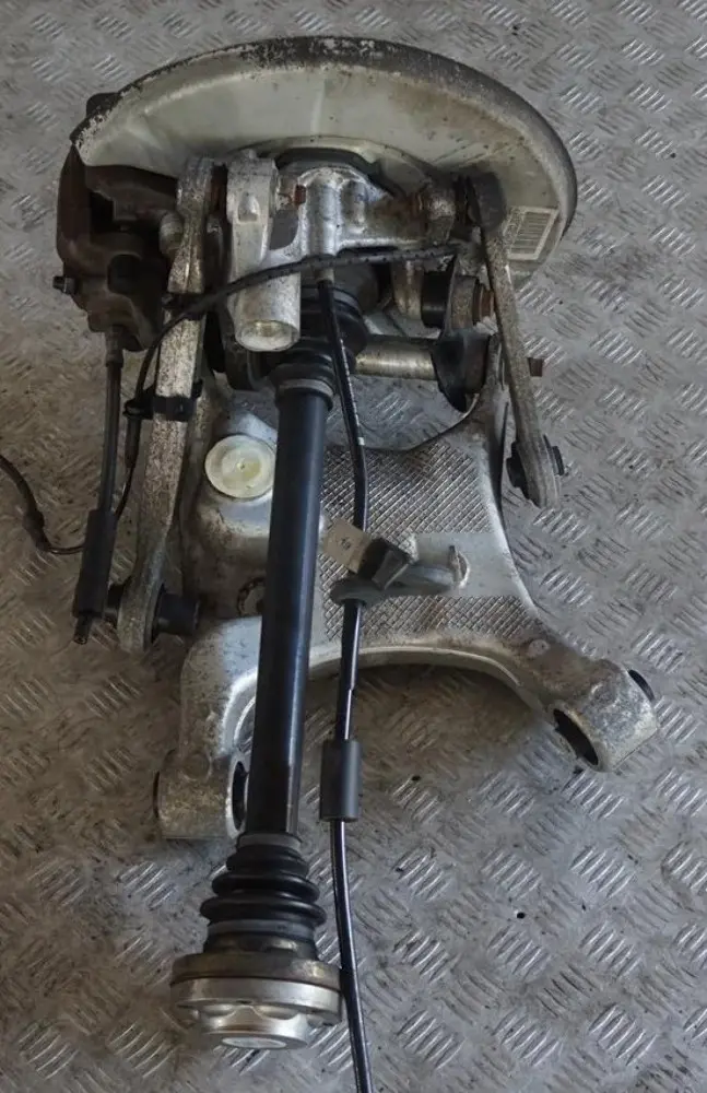 N62 Trasera Izquierda Suspension Cubo Pierna Pinza Freno de Disco para BMW E65 735i con número de pieza 6763119 BMW E65 735i N62 Trasera Izquierda Suspension Cubo Pierna Pinza Freno de Disco - SKU 6763119-5 - Número de pieza 6763119