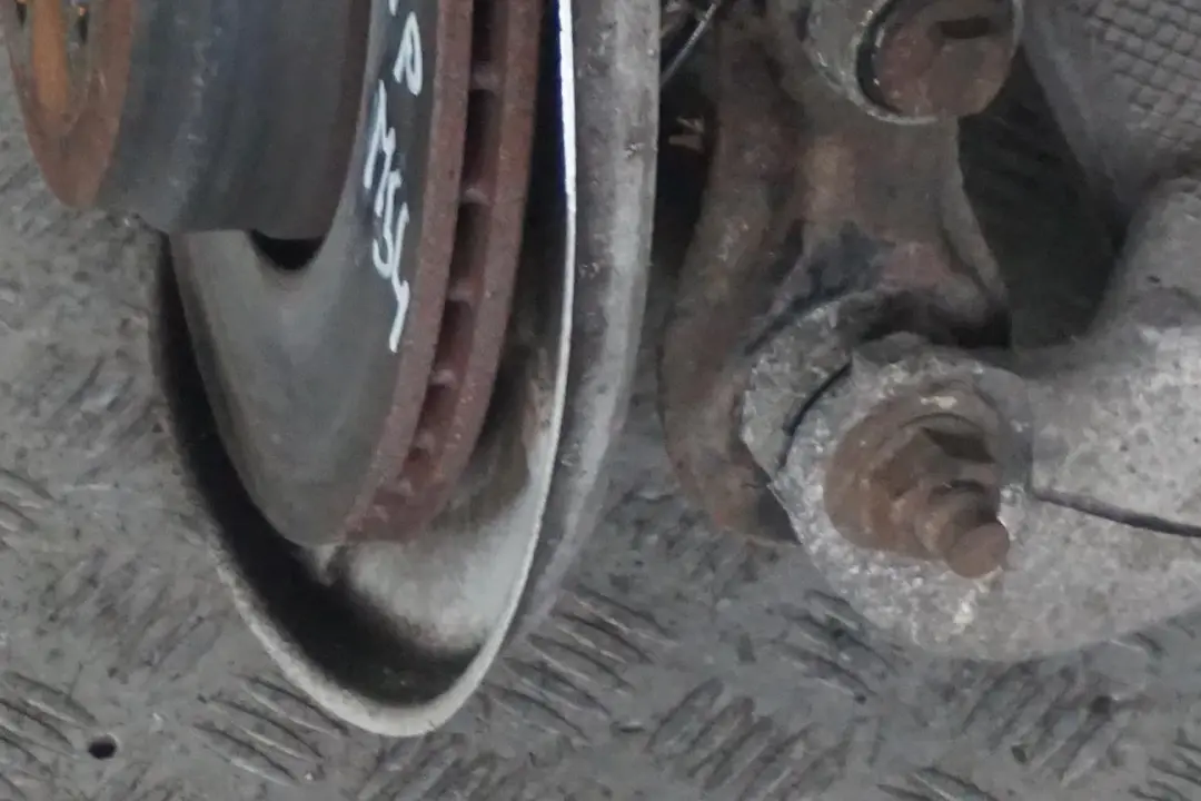 730i M54 231PS Längslenker Radnabe Bremsscheibe Hinten Rechts für BMW 7 er E65 mit Teilenummer 6763120 BMW 7 er E65 730i M54 231PS Längslenker Radnabe Bremsscheibe Hinten Rechts - SKU 6763120-4 - Teilenummer 6763120