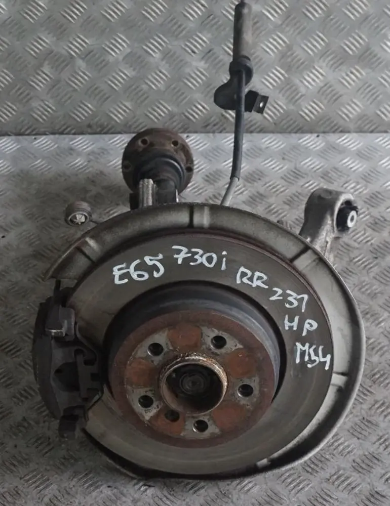 730i M54 231PS Braccio Longitudinale Mozzo Disco Freno Post Destra per BMW E65 con numero di parte 6763120 BMW E65 730i M54 231PS Braccio Longitudinale Mozzo Disco Freno Post Destra - SKU 6763120-4 - Numero di parte 6763120