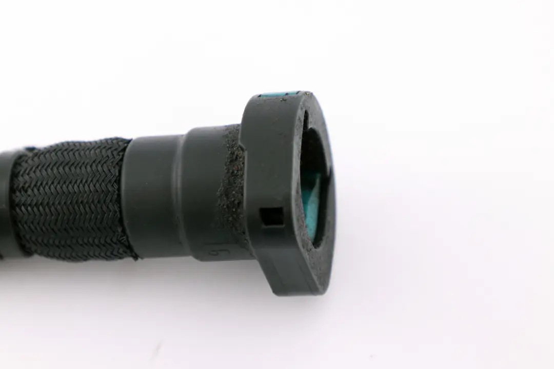 Przewód Rura Wąż Zbiornika Paliwa Baku do BMW E81 E87 o numerze 16126764053 BMW E81 E87 Przewód Rura Wąż Zbiornika Paliwa Baku - SKU 6764053 - Numer Części 16126764053