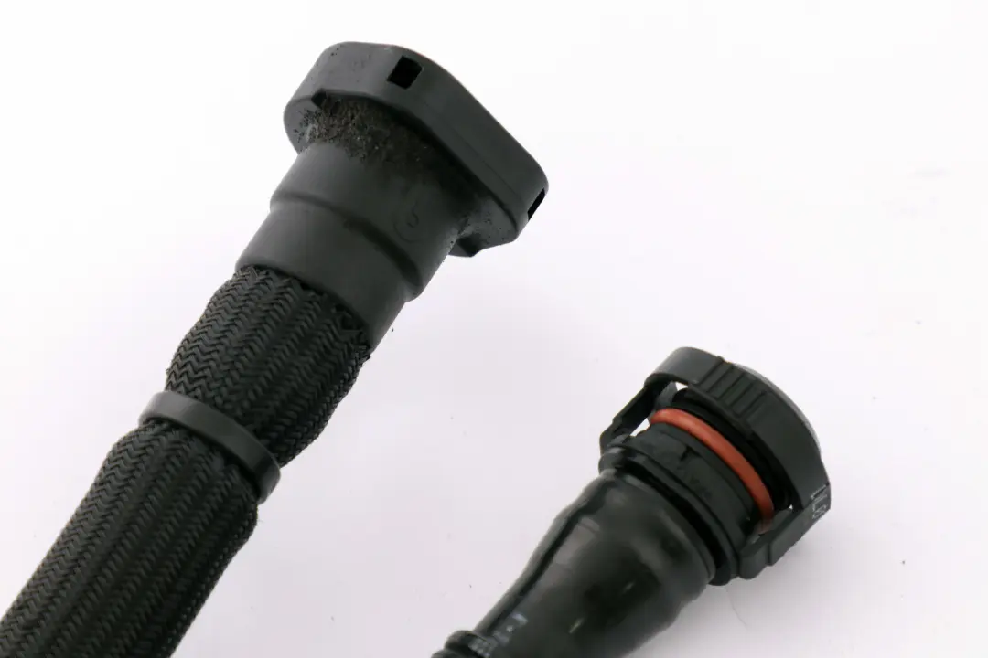 Przewód Rura Wąż Zbiornika Paliwa Baku do BMW E81 E87 o numerze 16126764053 BMW E81 E87 Przewód Rura Wąż Zbiornika Paliwa Baku - SKU 6764053 - Numer Części 16126764053