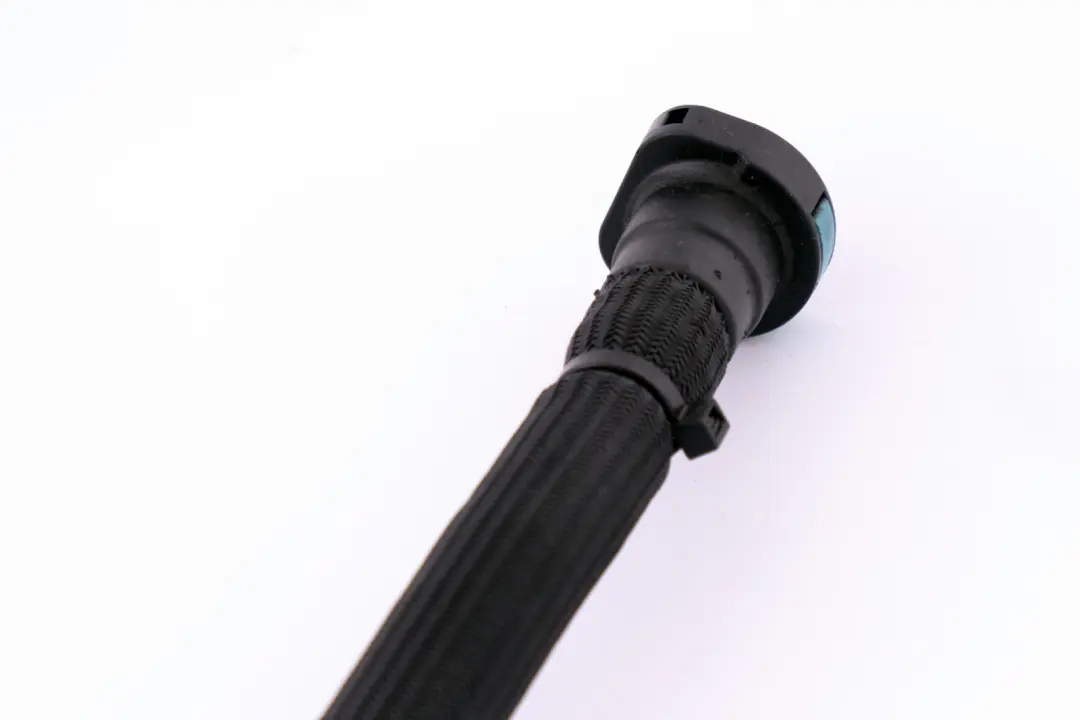 BMW E81 E82 Conducto Ventilacion Filtro Deposito Combustible - SKU 6764053 - Número de pieza 16126764053