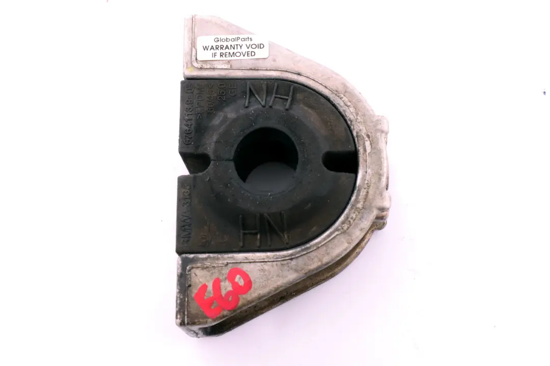 Barra Antivuelco Delantera Goma Montaje Estabilizador 6757099 para BMW E60 E61 con número de pieza 6764113 BMW E60 E61 Barra Antivuelco Delantera Goma Montaje Estabilizador 6757099 - SKU 6764113 - Número de pieza 6764113