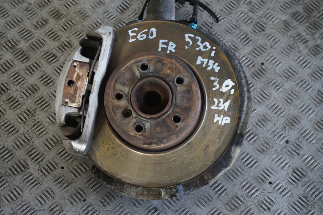 M54 Front Right O/S Spring Strut Hub Leg Brake Caliper to BMW 5 Series E60 530i with Part number 6764460 BMW 5 Series E60 530i M54 Front Right O/S Spring Strut Hub Leg Brake Caliper - SKU 6764460 - Part number 6764460