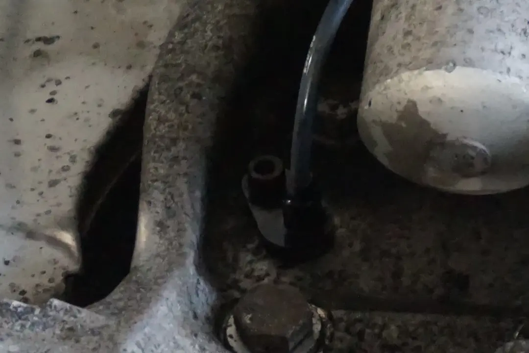 M54 Federbein Nabenbremssattel Vorn Rechts für BMW 5 er E60 530i mit Teilenummer 6764460 BMW 5 er E60 530i M54 Federbein Nabenbremssattel Vorn Rechts - SKU 6764460 - Teilenummer 6764460