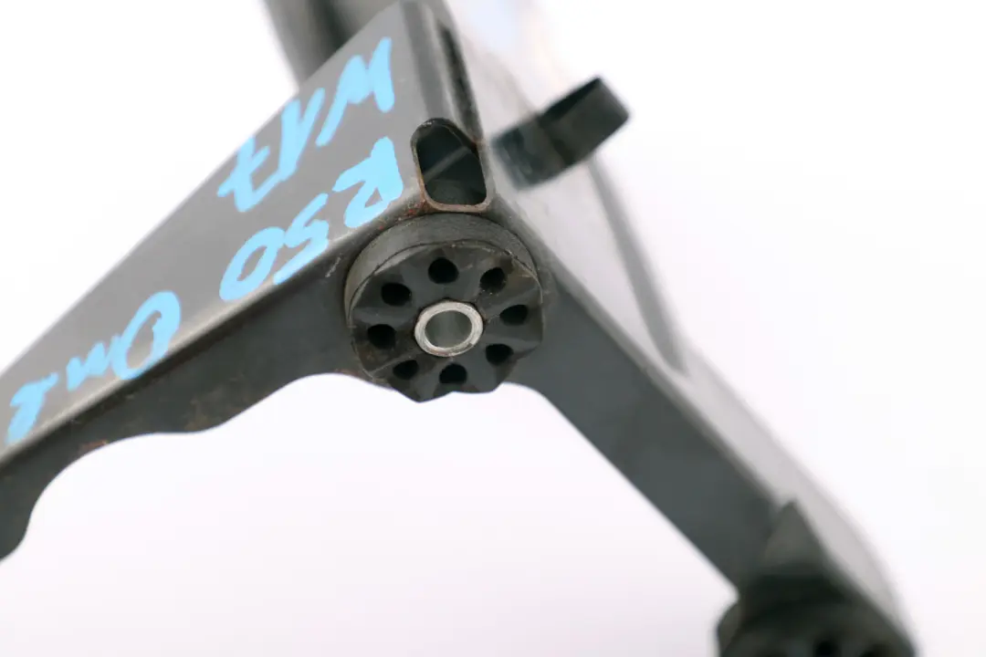 Bracket Holder Oil Carrier 6781596 to Mini Cooper One R50 R52 R53 with Part number 6764607 Mini Cooper One R50 R52 R53 Bracket Holder Oil Carrier 6781596 - SKU 6764607 - Part number 6764607