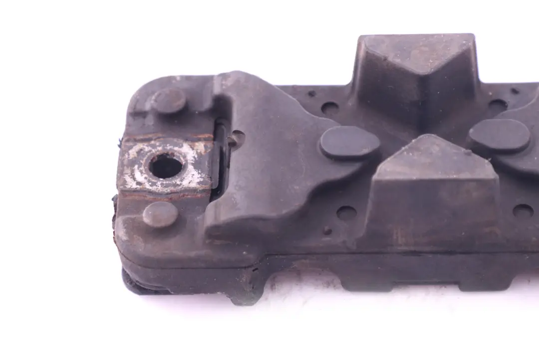 Getriebe Schwingungs Dämpfer für BMW E60 E61 E63 mit Teilenummer 6764617 BMW E60 E61 E63 Getriebe Schwingungs Dämpfer - SKU 6764617 - Teilenummer 6764617