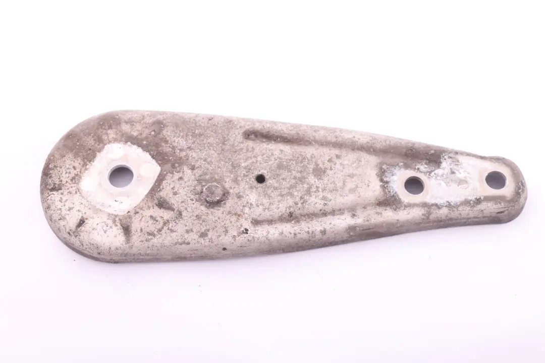 Reihe E60 E61 E63 E64 Schubstrebe links 3331 für BMW 5 6 mit Teilenummer 6764887 BMW 5 6 Reihe E60 E61 E63 E64 Schubstrebe links 3331 - SKU 6764887 - Teilenummer 6764887