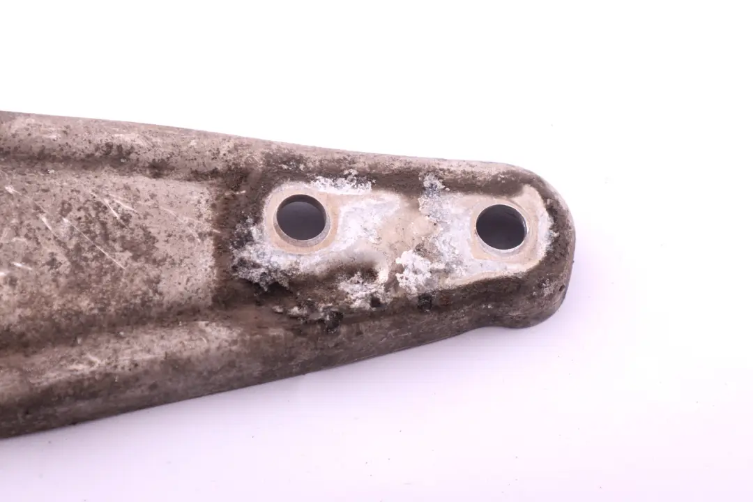 Schubstrebe hinten rechts 3331 für BMW 5 6 er E60 E61 E63 E64 mit Teilenummer 6764888 BMW 5 6 er E60 E61 E63 E64 Schubstrebe hinten rechts 3331 - SKU 6764888 - Teilenummer 6764888