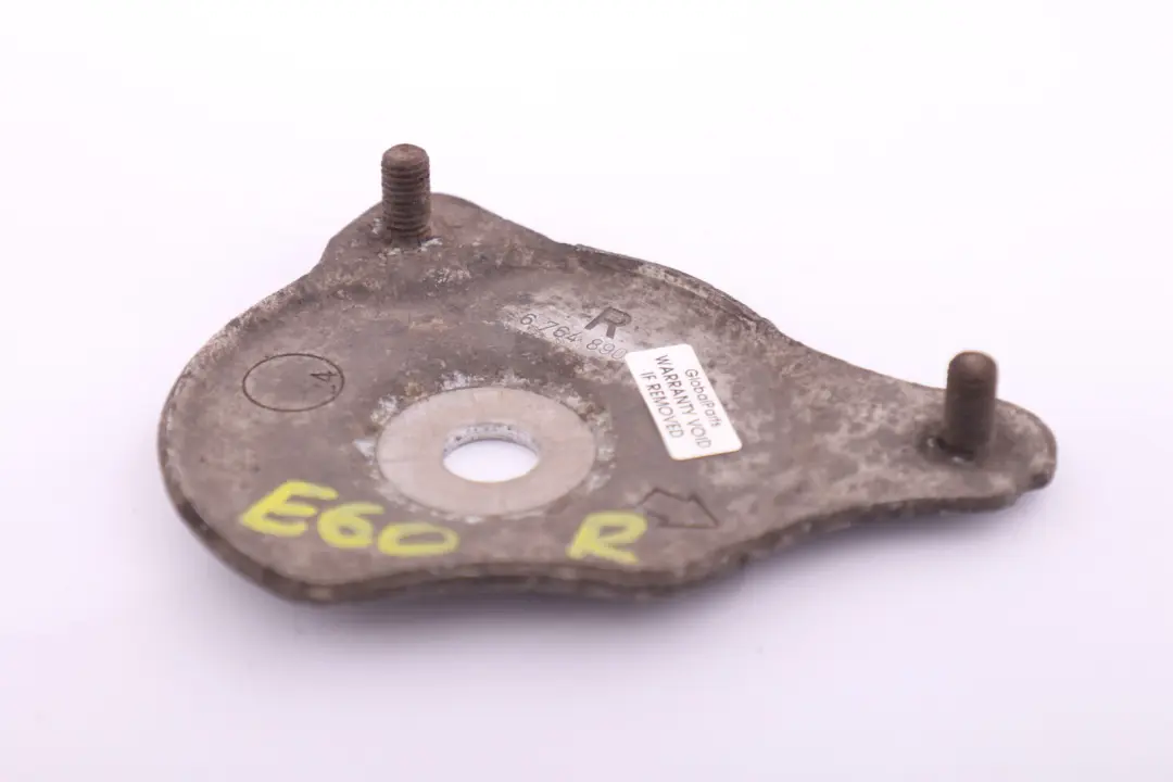 Anschlagscheibe Posteriore Destra per BMW E60 E61 E63 E64 con numero di parte 6764890 BMW E60 E61 E63 E64 Anschlagscheibe Posteriore Destra - SKU 6764890 - Numero di parte 6764890