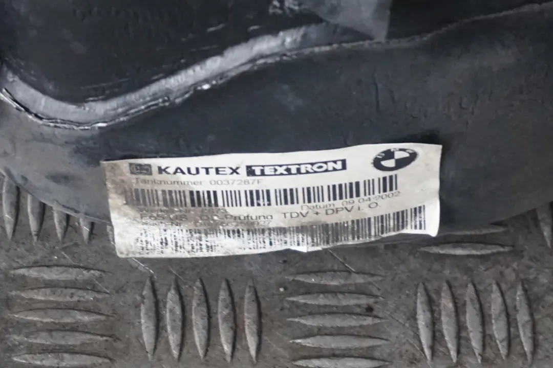 BMW E65 E66 E67 Serbatoio Carburante Benzina - SKU 6764960-1 - Numero di parte 6764960