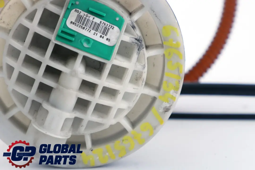 Essence W11 Jauge a Fullstandsgebe Droite 6763772 106524 pour MINI COOPER S R52 R53 à propos du numéro de pièce 6765134 MINI COOPER S R52 R53 Essence W11 Jauge a Fullstandsgebe Droite 6763772 106524 - SKU 6765134 - Numéro de pièce 6765134